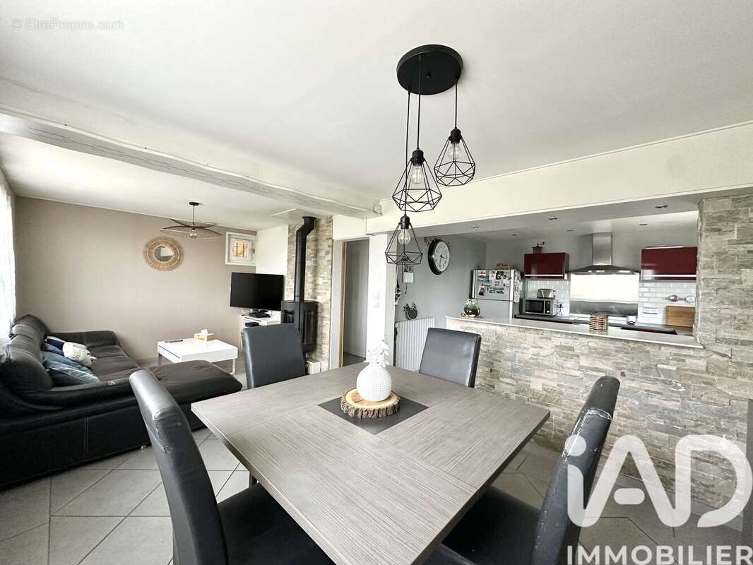 Photo 2 - Maison à SOIGNOLLES-EN-BRIE