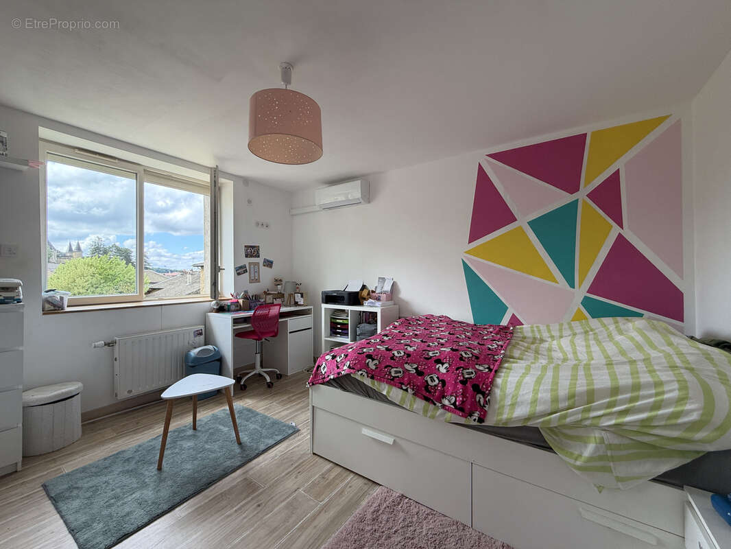 Maison familiale rénovée avec piscine   Saint-Jean-le-Vieux - photo 17