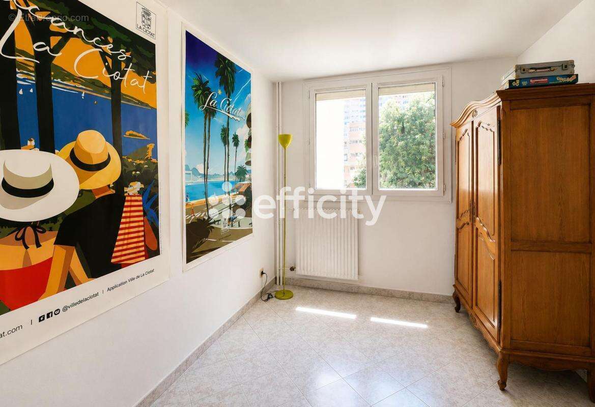 Appartement à MARSEILLE-11E