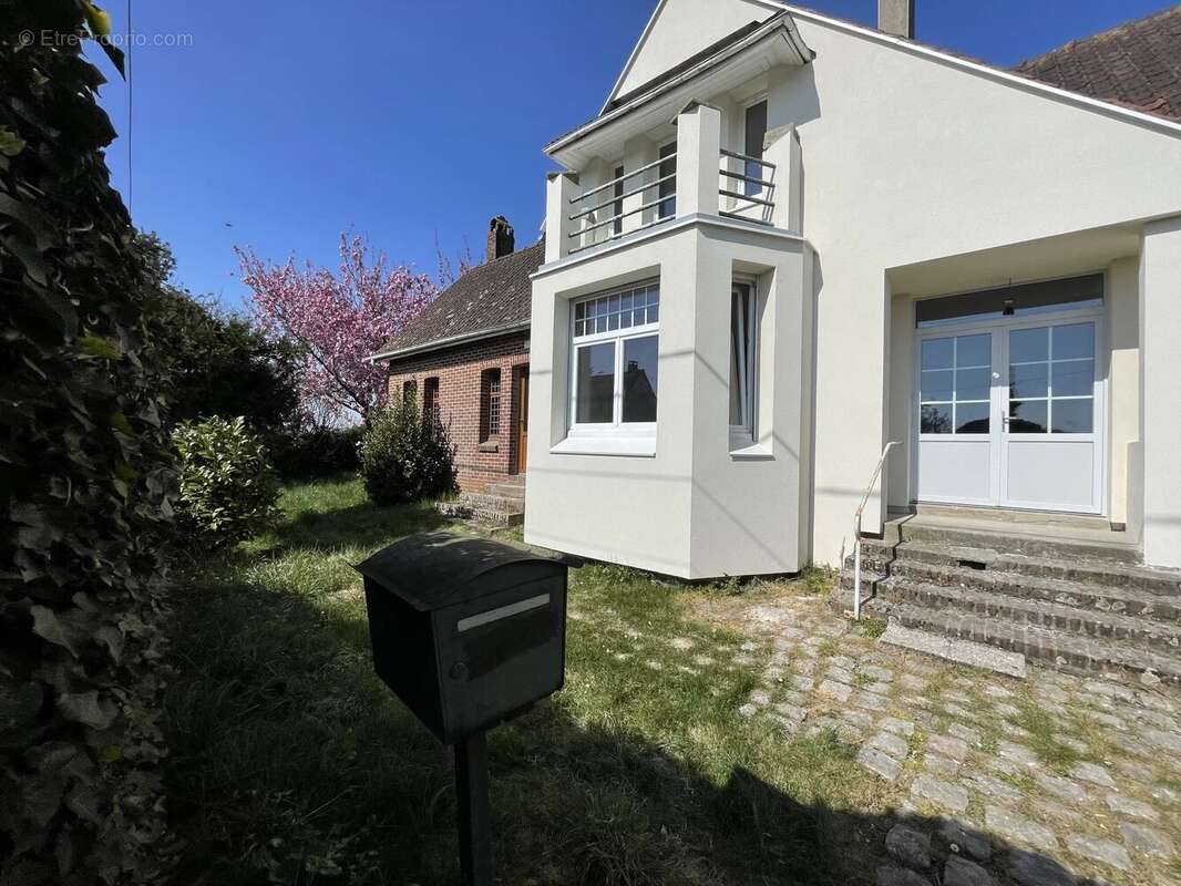 Maison à NEUVILLE-SOUS-MONTREUIL