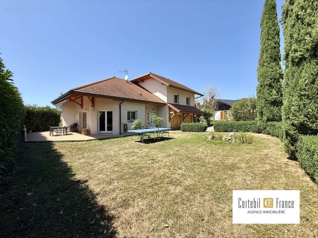 Maison 130 m² à Copponex  - photo 2