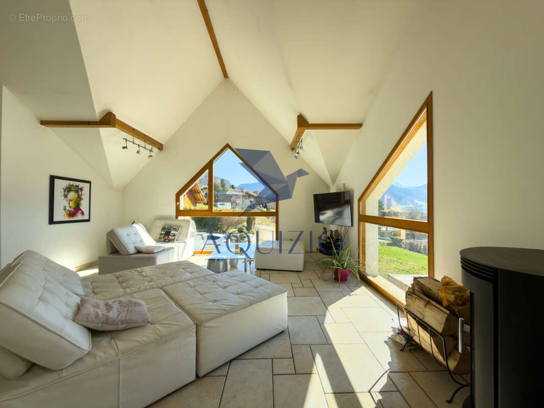 Maison à VIUZ-EN-SALLAZ