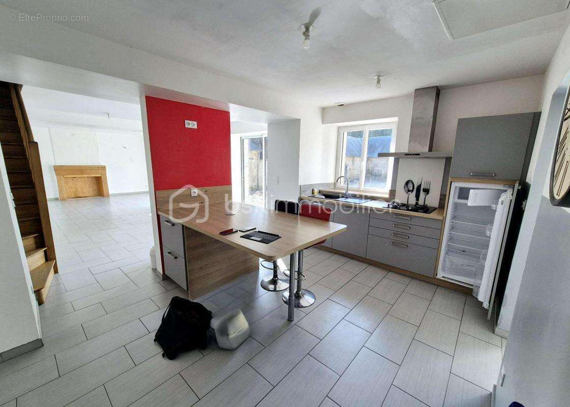 Maison à FLEE