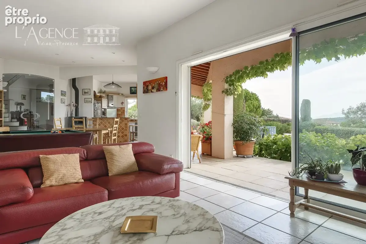 Maison 6 pièces 180 m² à vendre à Meyreuil (13590) - photo 4
