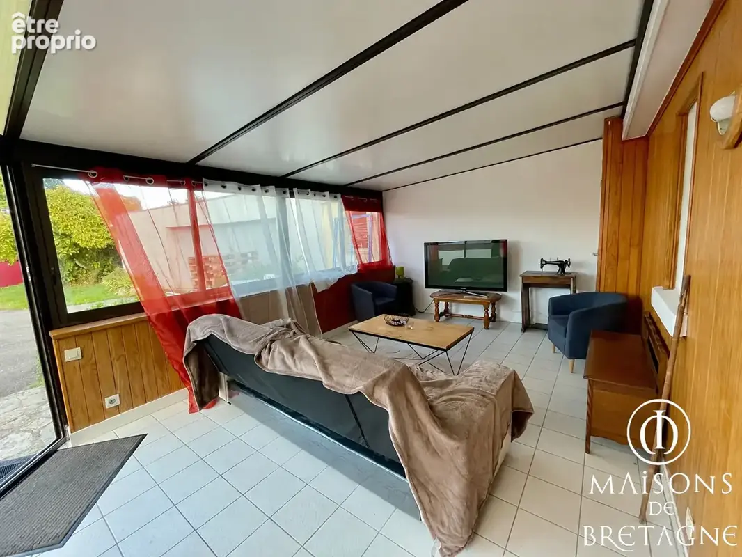 Ensemble immobilier à Rédéné 10 pièces 270 m2 - photo 8