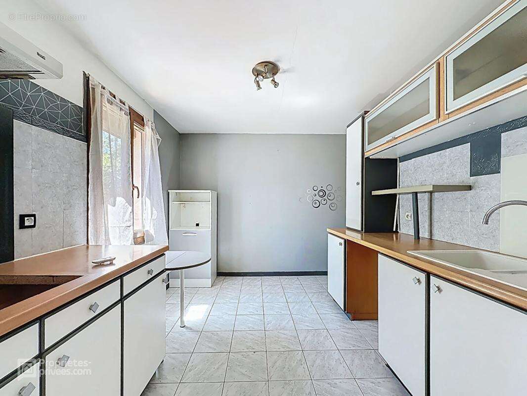 Maison à FREJUS