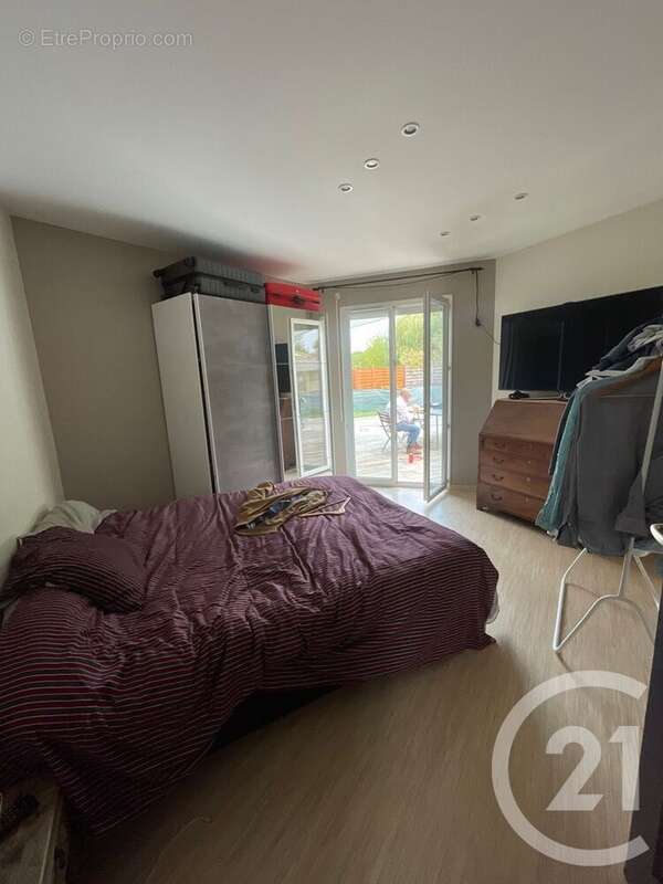 Maison à SAINT-DENIS-DE-PILE