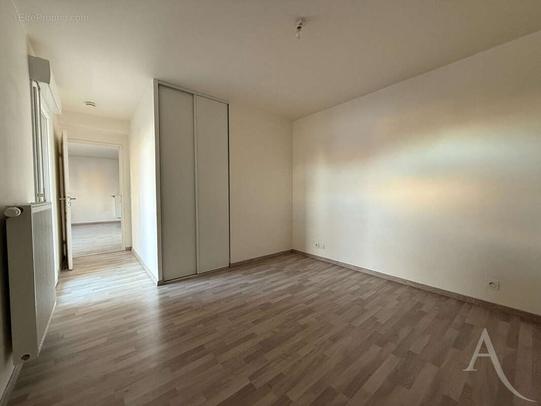 Appartement à MONDEVILLE