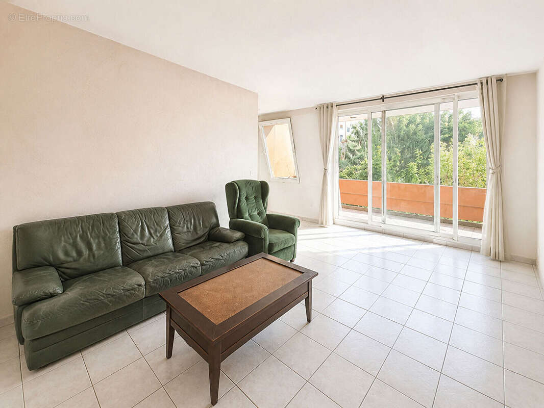 Appartement Alfortville  duplex 4 pièce(s) 98m² avec box et cave - photo 2