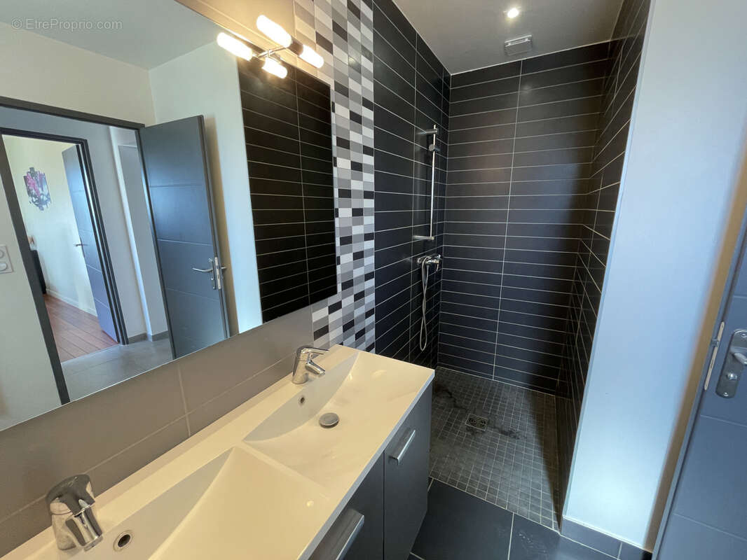 Maison à SAINT-CYPRIEN