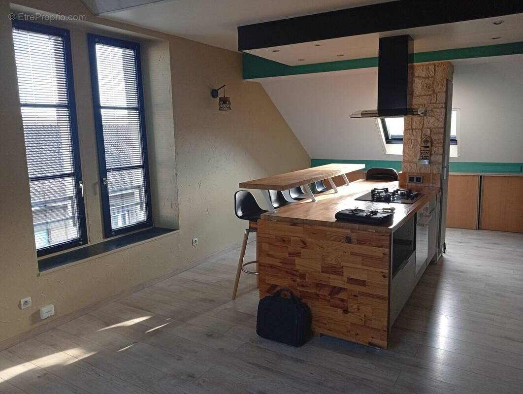 Appartement à HERICOURT