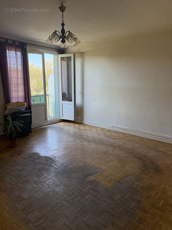 Appartement à MOULINS