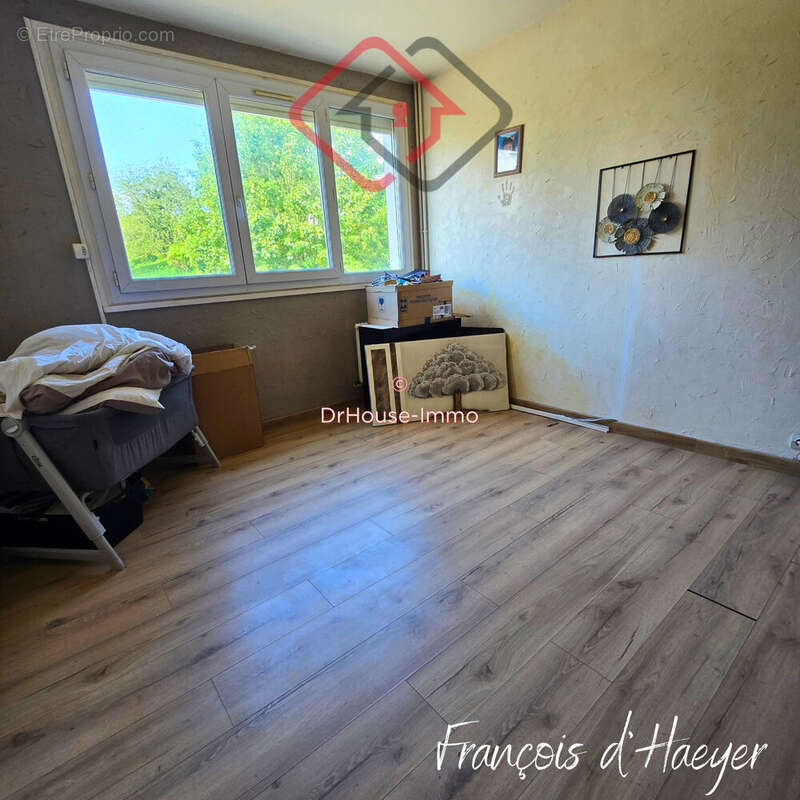 Appartement 72 m² à Greges  - photo 5