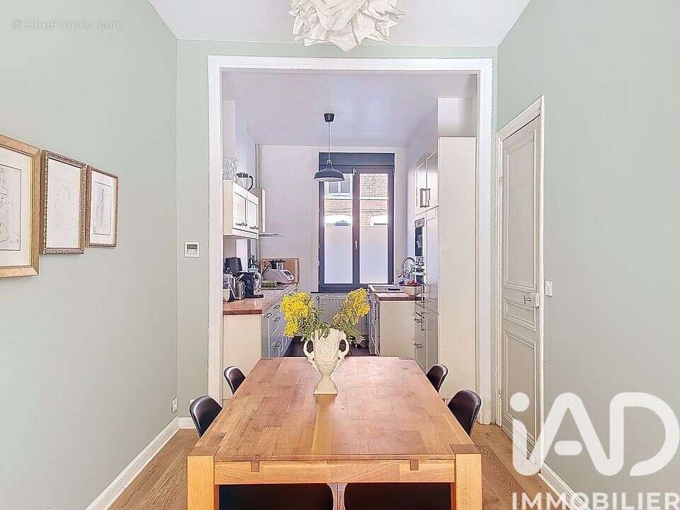 Maison 110 m² à Croix  - photo 9