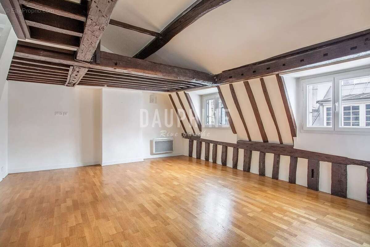 Appartement à PARIS-6E