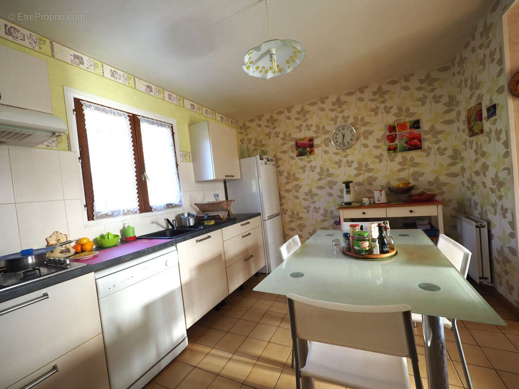 Maison à LAMOTHE-LANDERRON