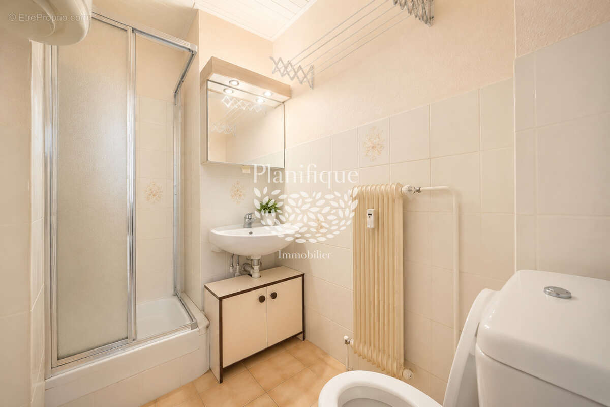 Appartement T2 avec fort potentiel   Dernier étage - photo 9