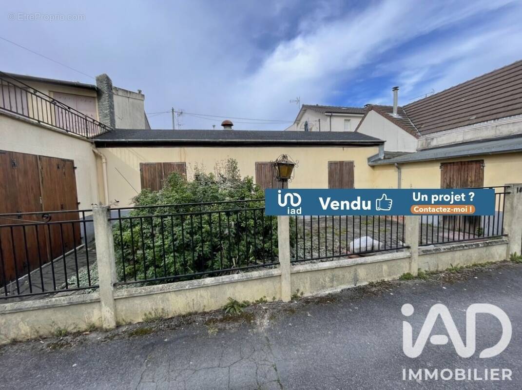 Photo 1 - Maison à MONTREUIL