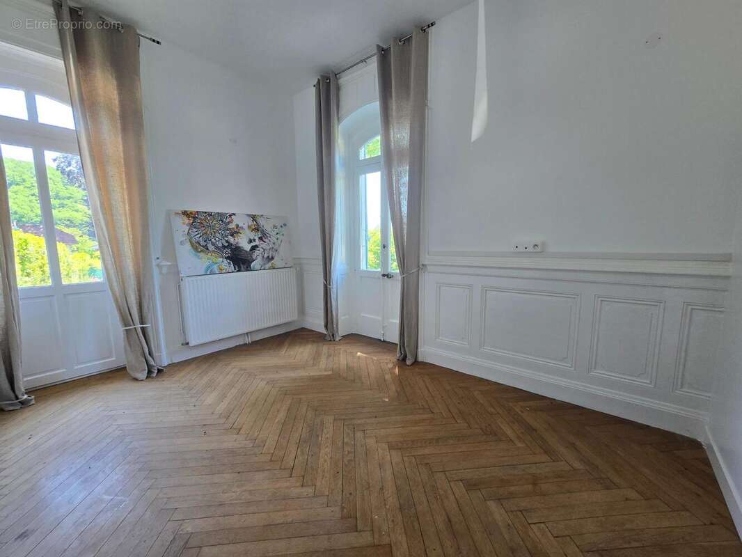 Appartement 77 m² à Belley  - photo 5