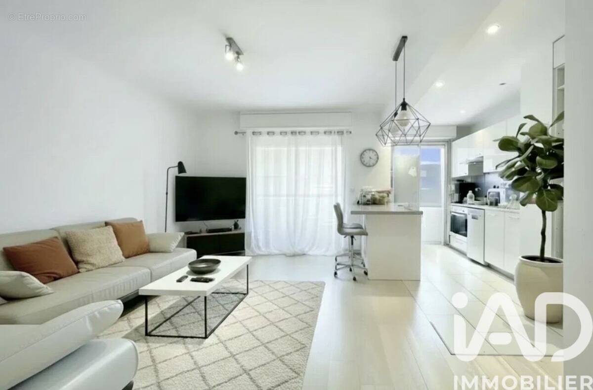 Photo 1 - Appartement à NICE