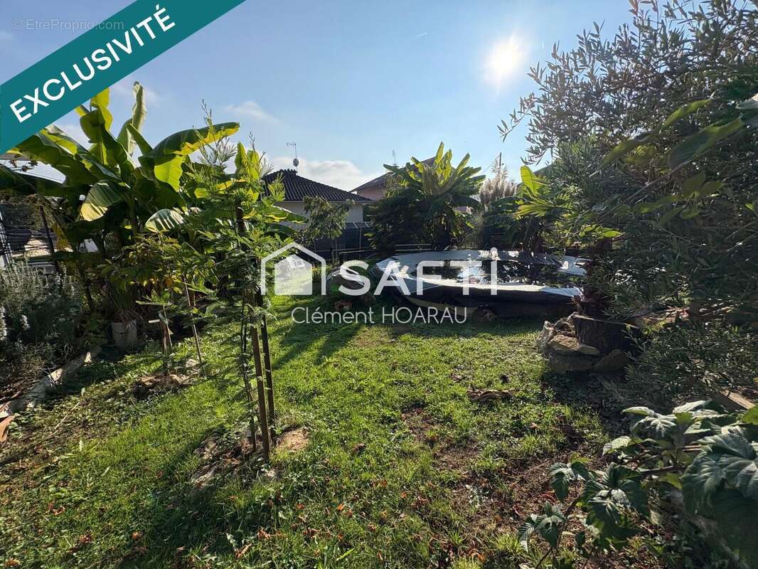 Photo 2 - Maison à NEUVILLE-SUR-AIN