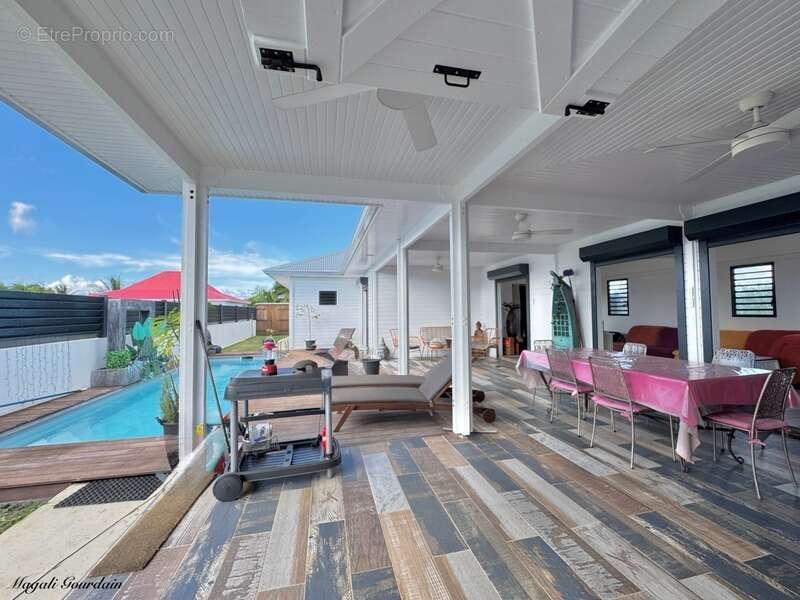 Maison à SAINT-FRANCOIS