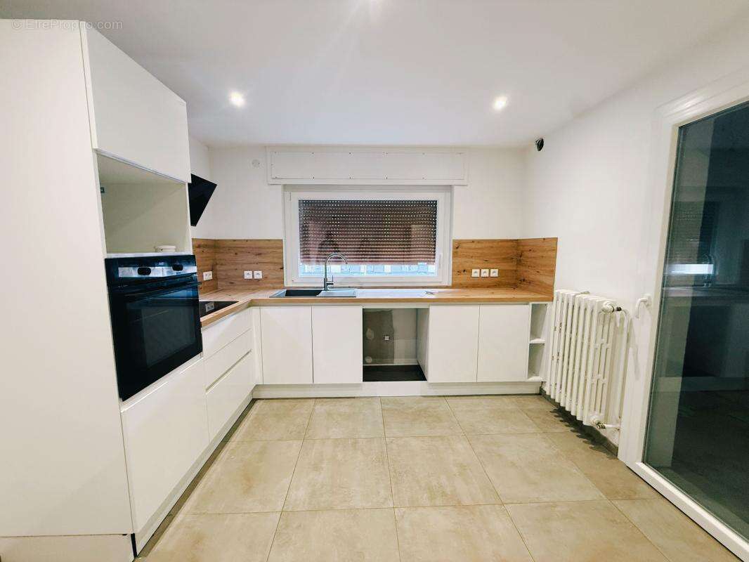 Appartement à AIX-LES-BAINS