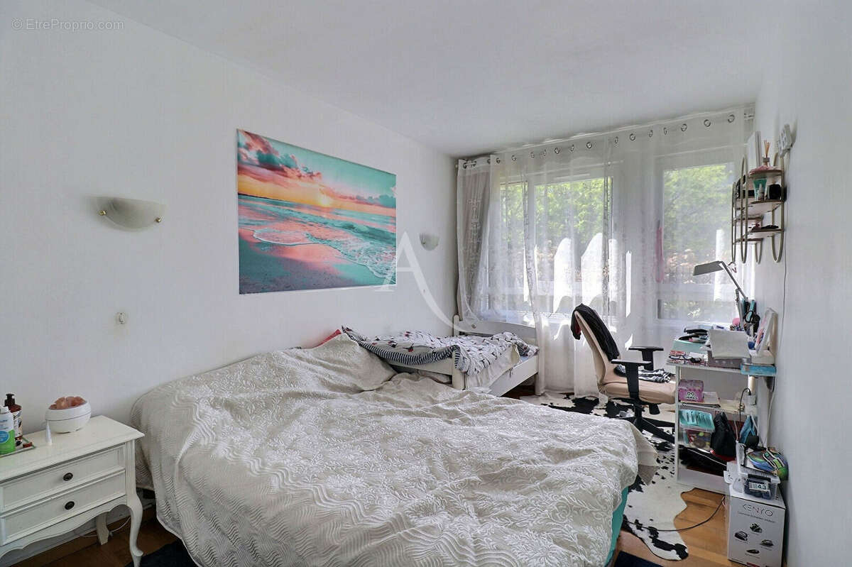 Appartement à SARTROUVILLE