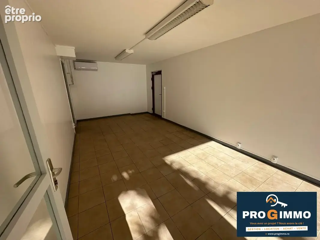Commerce 51 m² à vendre à Le Tampon (97430) - photo 7