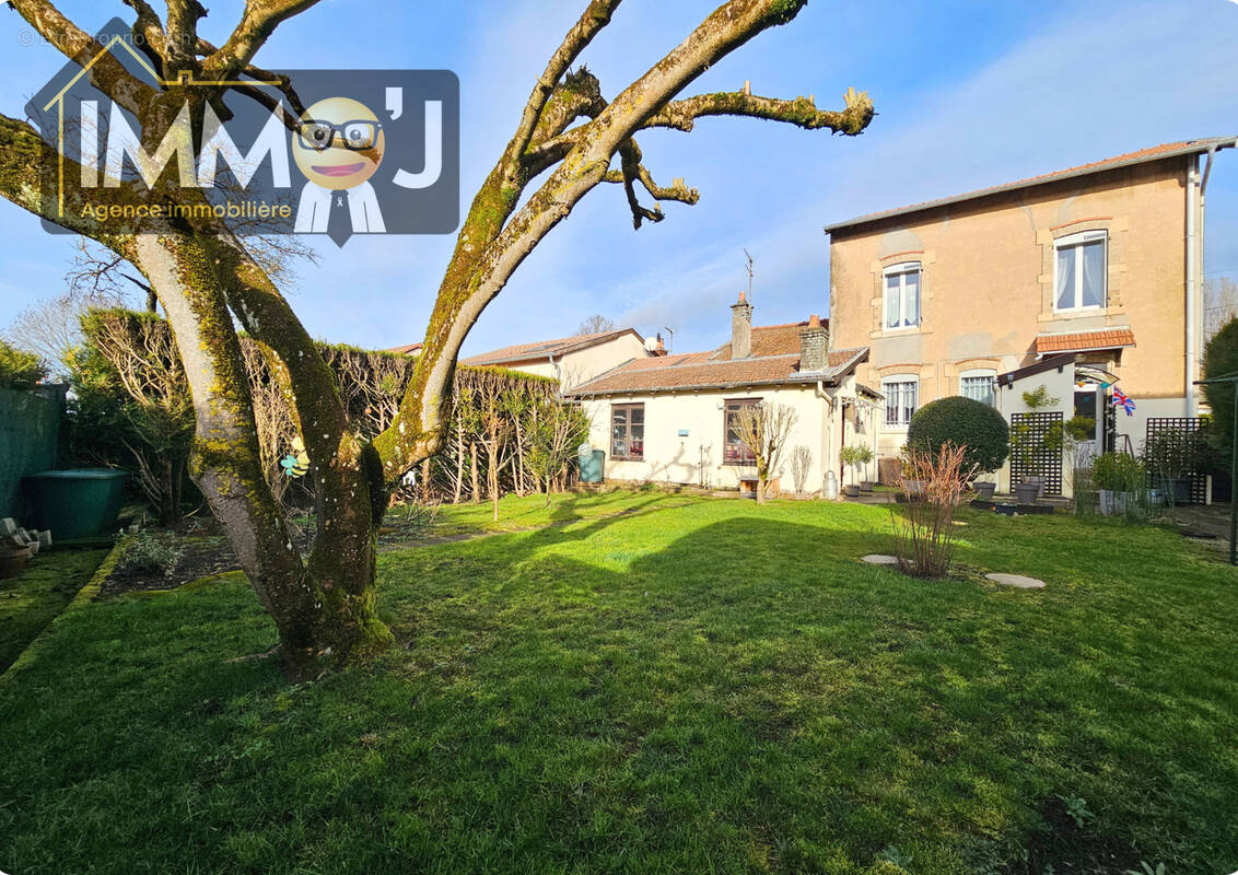 Maison à NEUVES-MAISONS