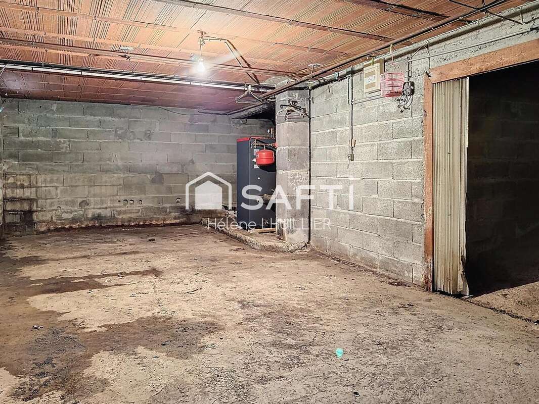 Photo 8 - Maison à LAPEYROUSE-FOSSAT