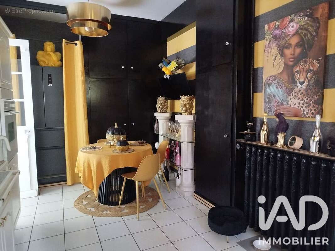 Maison 255 m² à Nassandres  - photo 6