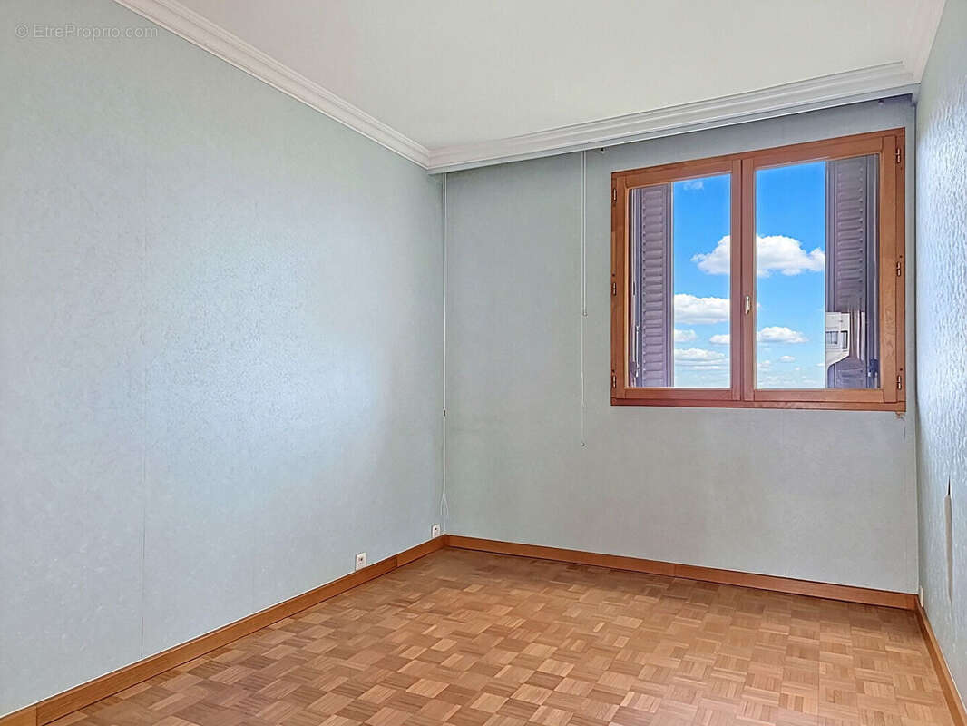 Appartement à CHATILLON