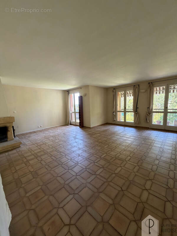 Appartement 4 pièces 110,89m2  balcon parking  Val ST André - Aix  en Provence - photo 27