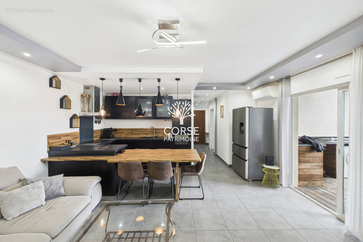 Appartement à PORTO-VECCHIO