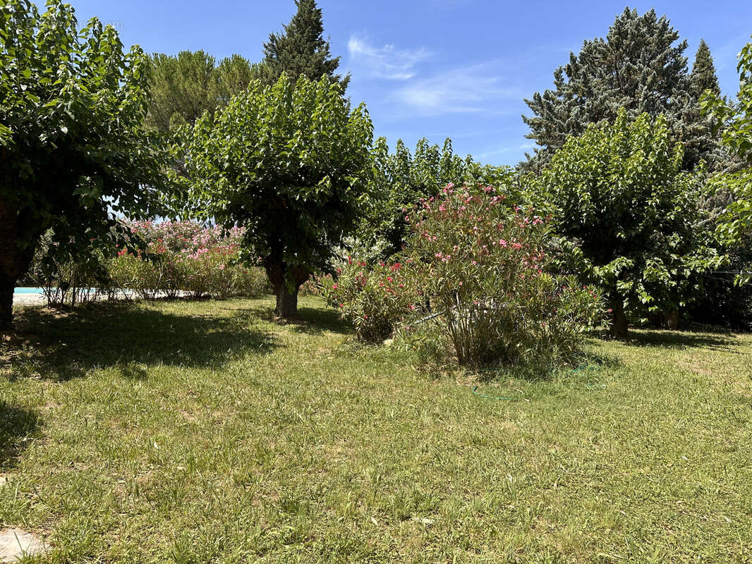 Terrain à SOMMIERES