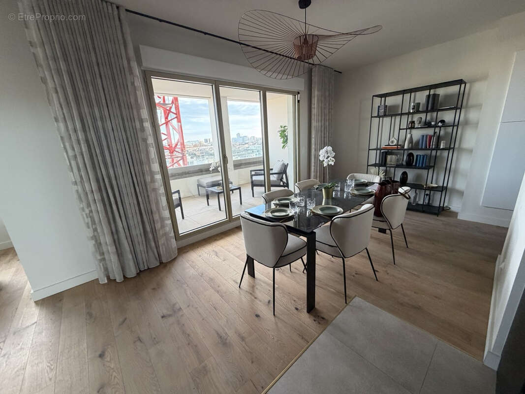 Appartement à BORDEAUX