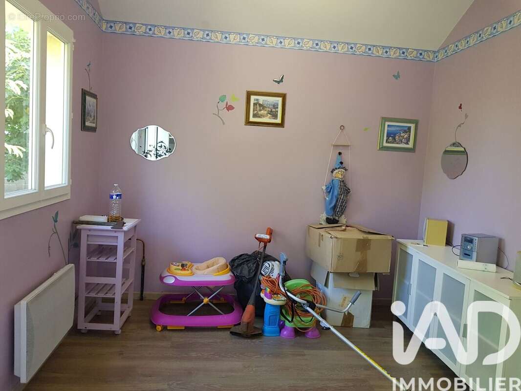 Photo 8 - Maison à MONTEVRAIN