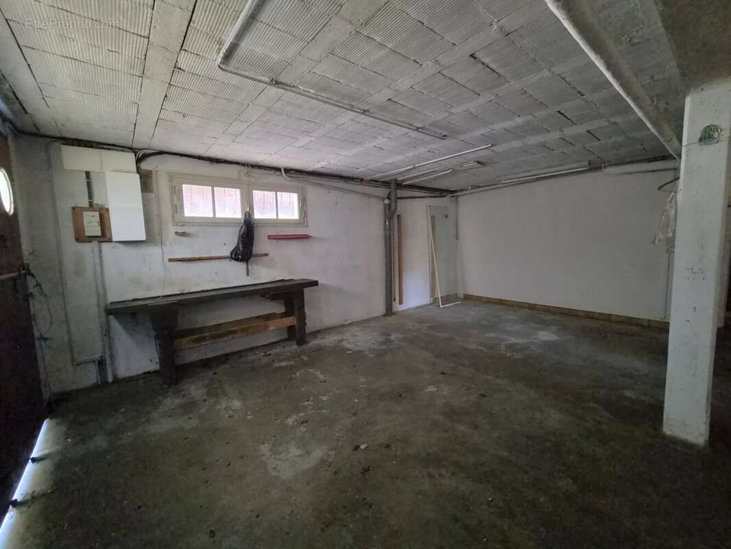 Villa familiale aux beaux volumes – Quartier résidentiel prisé - photo 15