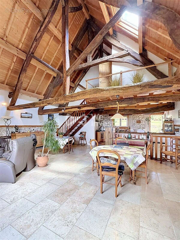 Maison 210 m² à Champagneux  - photo 5