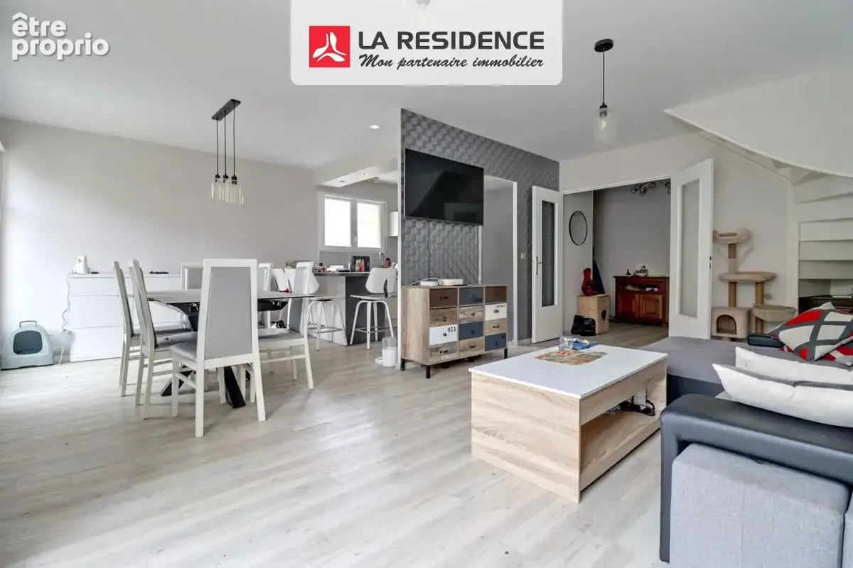 Maison 106 m² à Poissy  - photo 2