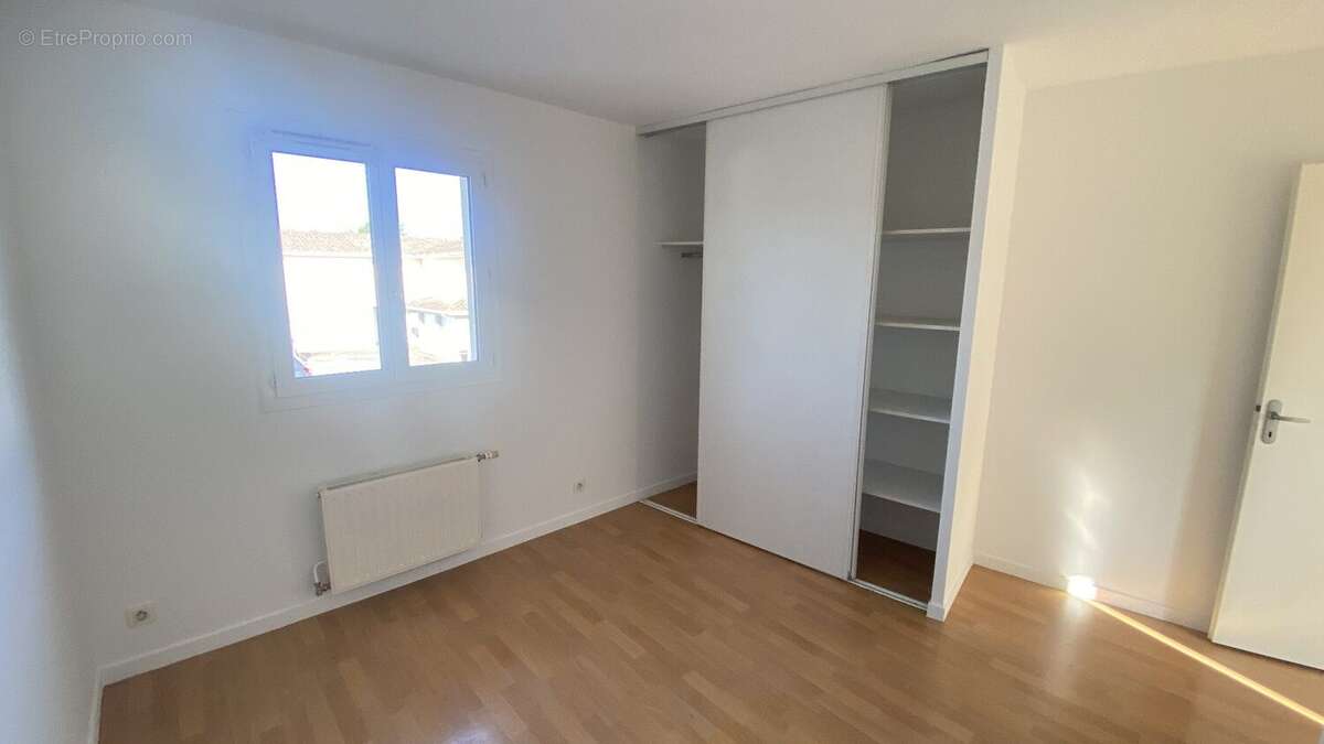 Maison à VILLENAVE-D'ORNON