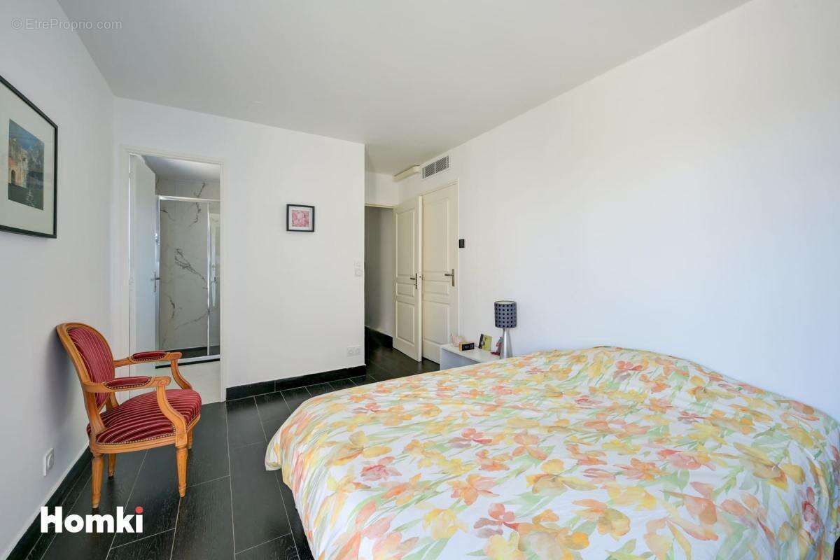 Appartement à MARSEILLE-9E