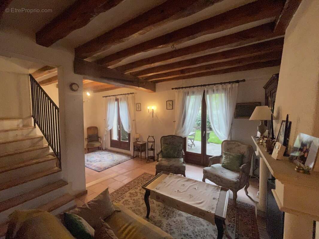 Maison à NANTERRE