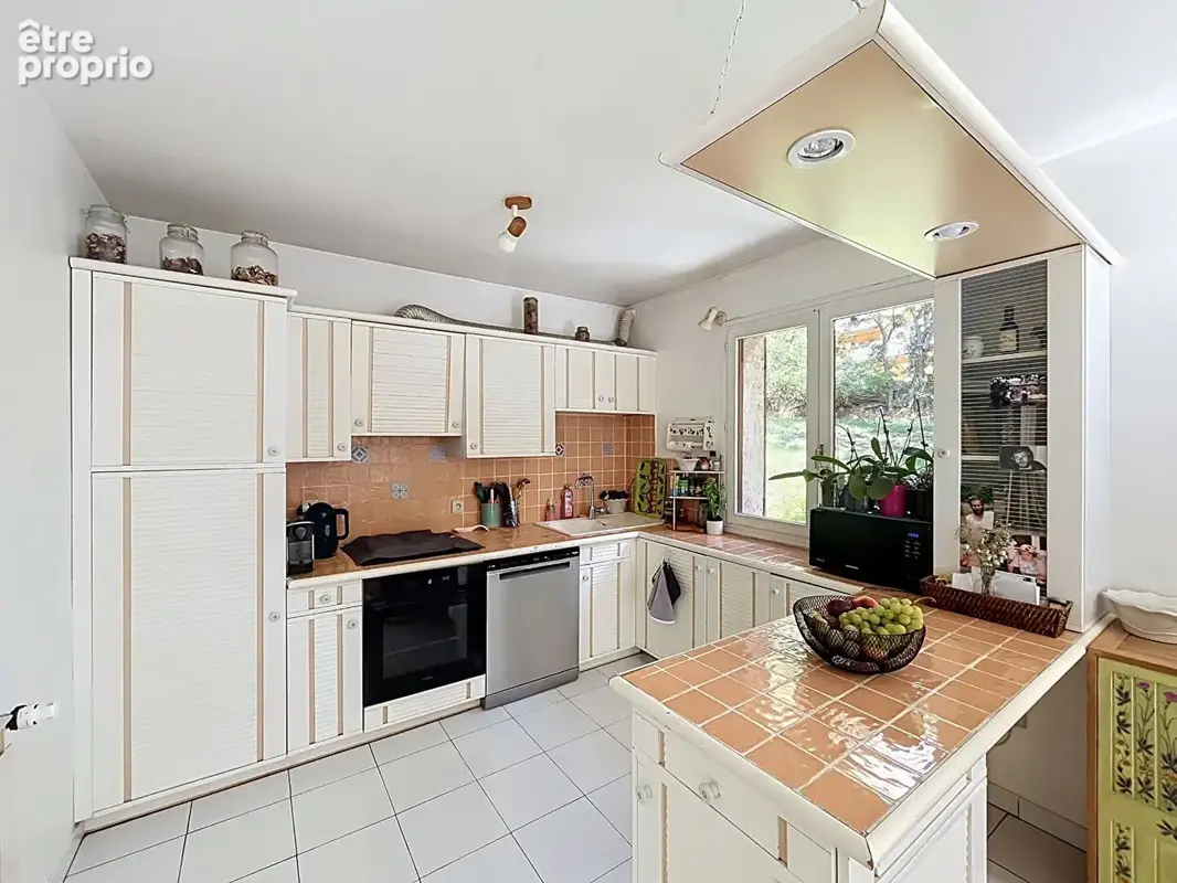 Le Monêtier-les-Bains - Appartement 5 chambres avec jardin et garage - photo 2