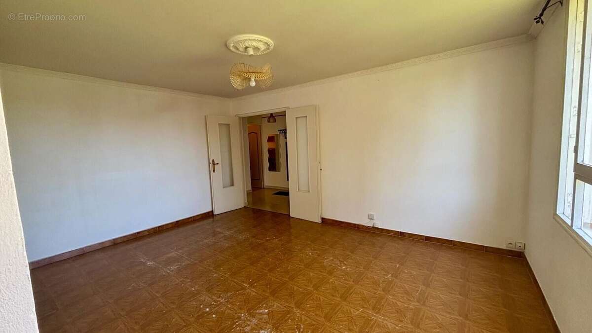 Photo 8 - Appartement à FREJUS
