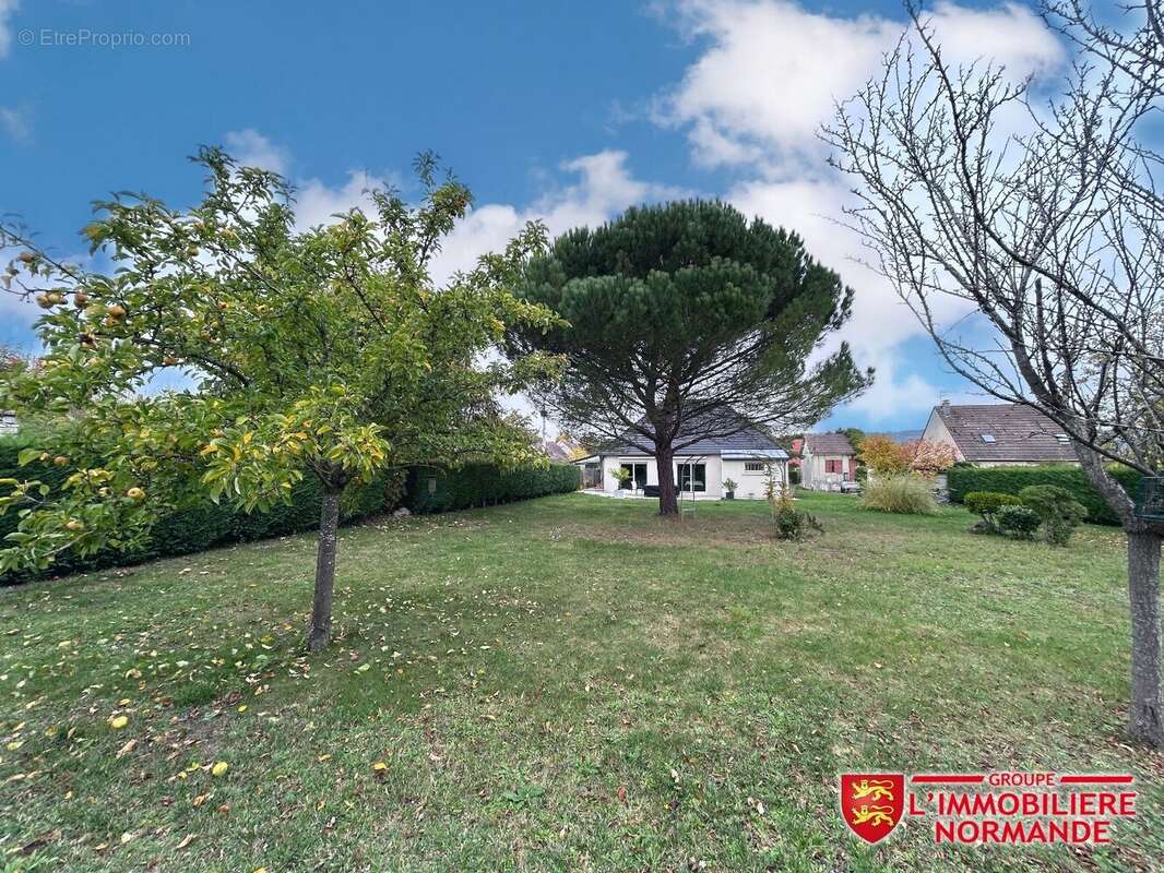 Maison à LIMETZ-VILLEZ