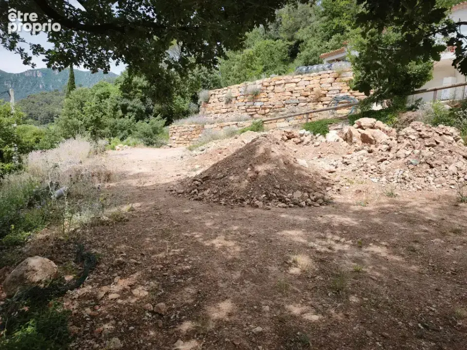 Terrain 971 m² à vendre à Belgentier (83210) - photo 2