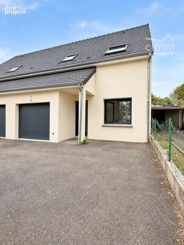 Maison à SAINT-GERVAIS-LA-FORET