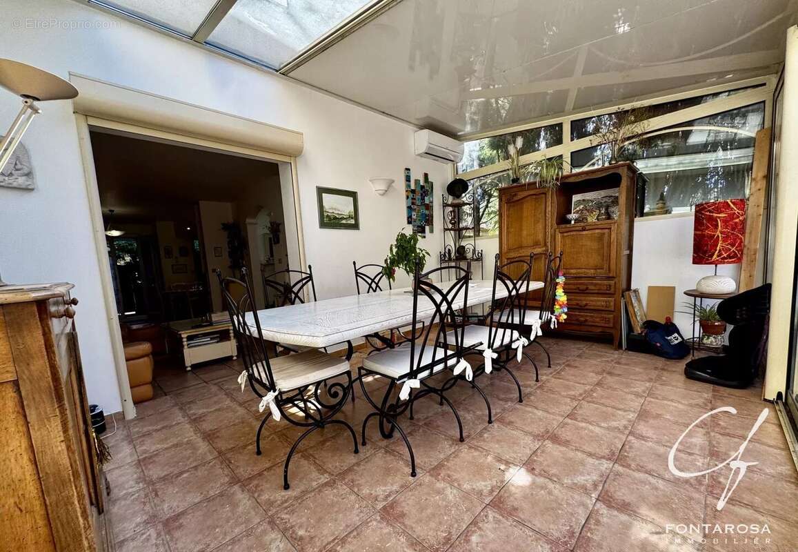 Maison à PUGET-SUR-ARGENS